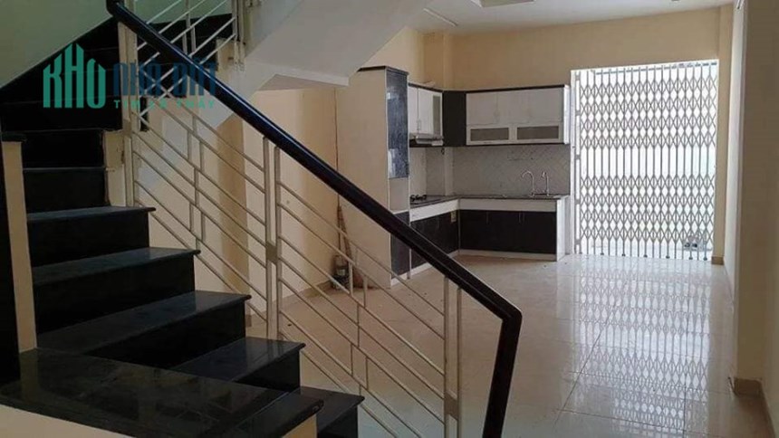 Nhà bán - Kinh Dương Vương - Bình Tân - HẺM XE TẢI - KẾ UBND QUẬN - 82M2 - 3 TẦNG - 6,9 TỶ