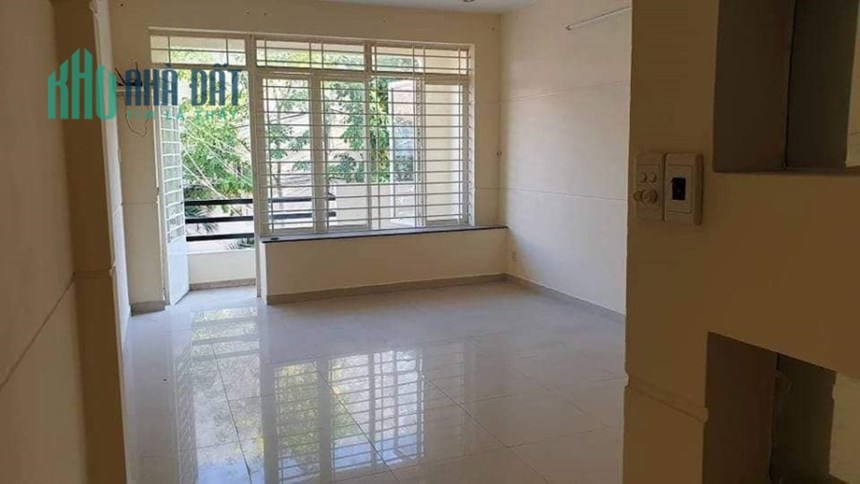 Nhà bán - Kinh Dương Vương - Bình Tân - HẺM XE TẢI - KẾ UBND QUẬN - 82M2 - 3 TẦNG - 6,9 TỶ