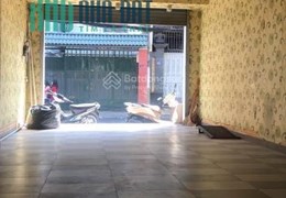 Chính chủ định cư cần bán nhà MT đường Trần Bình Trọng trung tâm quận Bình Thạnh