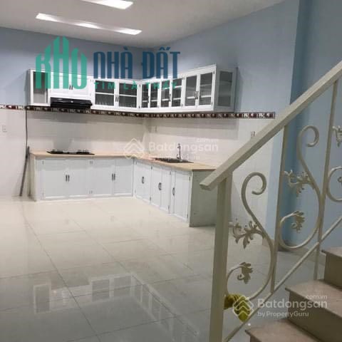 Chính chủ định cư cần bán nhà MT đường Trần Bình Trọng trung tâm quận Bình Thạnh