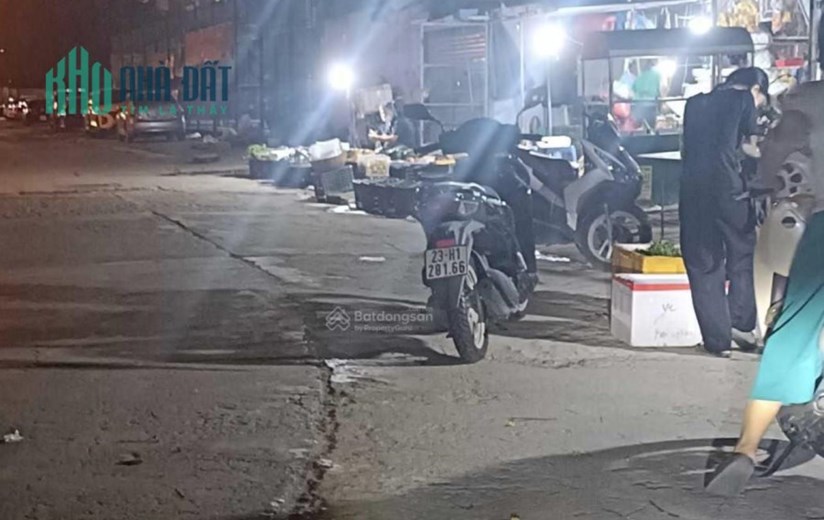 Chuyển nhượng 1200m² đất bds CN dịch vụ, ngay BX giáp Bát -Hoàng Mai