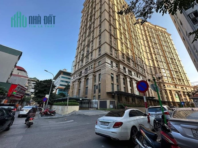 Siêu Phẩm Phố Hoàng Cầu, Quận Đống Đa, 63m x7 tầng. Giá 28 tỷ
