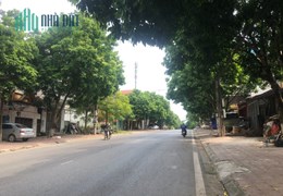 Bán nhà 3 tầng mặt đường chùa Hà Cũ, Định Trung, Vĩnh Yên Giá 4,4 tỷ.