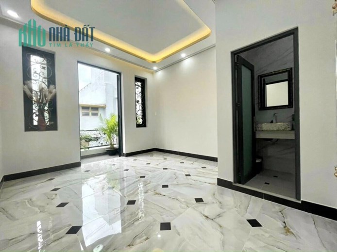 SIÊU PHẨM NHÀ ĐẸP KHU TÊN LỬA - TẶNG FULL NỘI THÂT - 52M2 - GIÁ CHỈ NHỈNH 6 TỶ