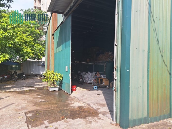 Cho thuê kho 250m có bảo vệ, điện 3fa, cont vào ngay Phan Trọng Tuệ -Thanh Trì