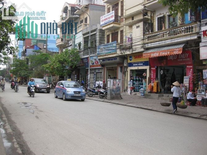 Cần bán gấp nhà Mặt phố Cầu Giấy giá 18.6 tỷ, 55m2, MT 4,5m, KD tốt