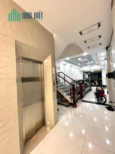 TÂN PHÚ - HẺM Ô TÔ TRÁNH - NHÀ MỚI ĐẸP - SỔ NỞ HẬU - TẶNG NỘI THẤT + THANG MÁY