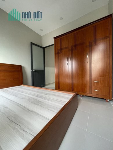 Thống Nhất, 4m2 x 12m5, 3 tầng đúc thật, hẻm 4m. 4.45 tỷ