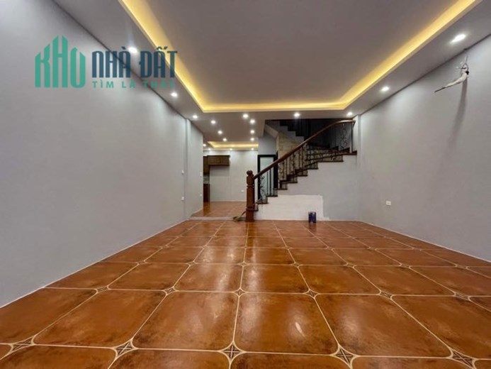 nhà đẹp Ngọc Lâm  73m x 5 tầng, mặt tiền 5.5m, gara ôtô, full nội thất