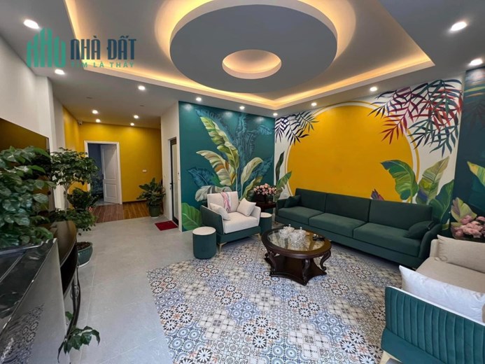 nhà đẹp Ngọc Lâm  73m x 5 tầng, mặt tiền 5.5m, gara ôtô, full nội thất