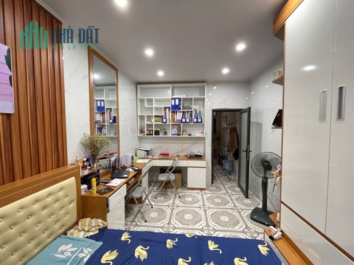 BÁN GẤP KIM NGƯU, DIỆN TÍCH RỘNG, NHÀ ĐẸP Ở NGAY 47m x 4T, NHỈNH 4 TỶ 0901753139