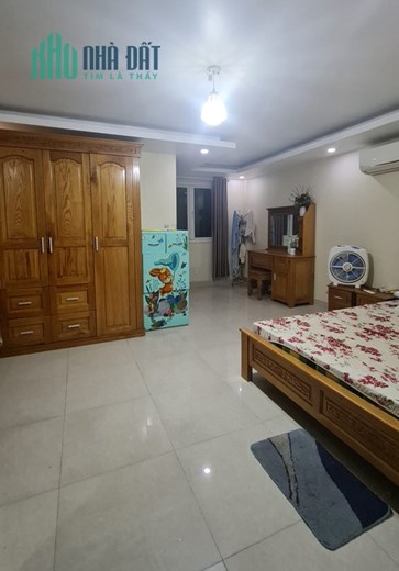 BÌNH TÂN - MẶT TIỀN ĐƯỜNG VIEW CÔNG VIÊN KHU AO SEN TÊN LỬA - NHÀ 4 TẦNG NỘI THẤT XỊN SÒ THIẾT KẾ