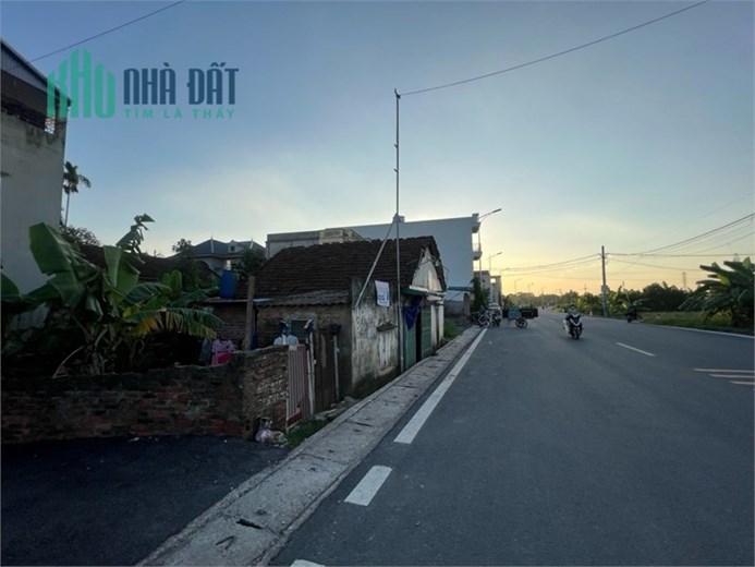 chính chủ bán 41.2m  đất biên giang đường ô tô chỉ gần ql6