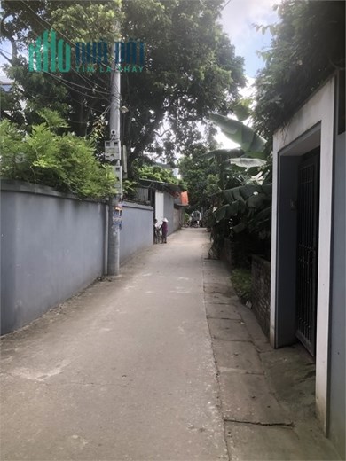 720tr- 50m đất sát Thị Trấn Chúc Sơn hà đông - đường ô tô tận đất