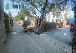chính chủ bán 121m full thổ chia được 2 lô quảng bị chương mỹ giá đầu tư