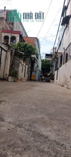 TÂN PHÚ - NHÀ LŨY BÁN BÍCH 82M2 - 2 TẦNG - NGANG 5M - CÁCH MẶT TIỀN 40M - HẺM ÔTÔ NGỦ TRONG NHÀ -