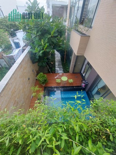 Bán Biệt Thự Có Hồ Bơi Quận Ngũ Hành Sơn Đà Nẵng 460m2 3 Tầng Giá Chỉ 1X Tỷ