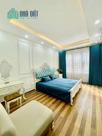 GIA ĐÌNH CHUYỂN CÔNG TÁC CẦN BÁN NHÀ PHỐ ÂU CƠ - QUẬN TÂY HỒ DT:40M2 MT:3.5M GỒM 3 PHÒNG NGỦ NHÀ 2