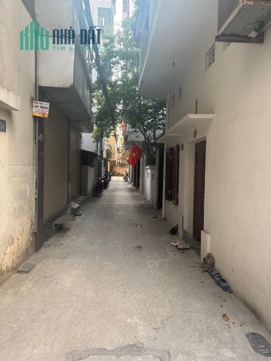 Bán đất Tam Trinh, Hoàng Mai, tặng nhà cấp 4 vẫn ở tốt, trước nhà 3m, 68m2, nhỉnh 5 tỷ