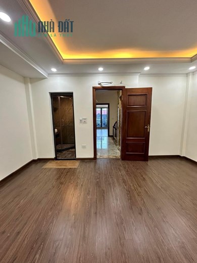 Bán Gấp Nhà Hồ Tùng Mậu 60m2 - Hơn 10tỷ - Lô Góc - Ngõ Nông - Ô tô qua