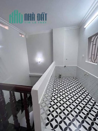 Cần bán nhà mới keng-đẹp, ngõ phố Trương Định-Nguyễn Đức Cảnh, DT 35m2x4T giá chỉ 4,2tỷ
