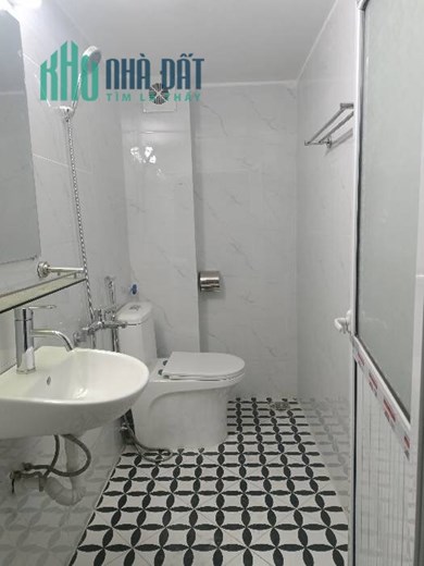 Cần bán nhà mới keng-đẹp, ngõ phố Trương Định-Nguyễn Đức Cảnh, DT 35m2x4T giá chỉ 4,2tỷ