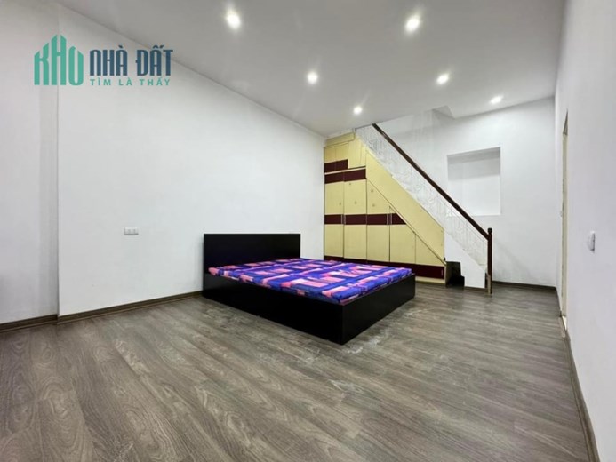 Nhà RẺ ĐẸP NHẤT phố Khâm Thiên Đống Đa 30m2 x 5 tầng 4,6m ngang chỉ 3,05 tỷ ,Siêu Hot