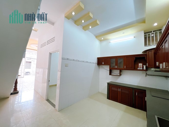 Em cần Bán nhà Mặt Tiền Kinh Doanh đường Nguyễn Văn Hoa, P. Thống Nhất, Biên Hoà.