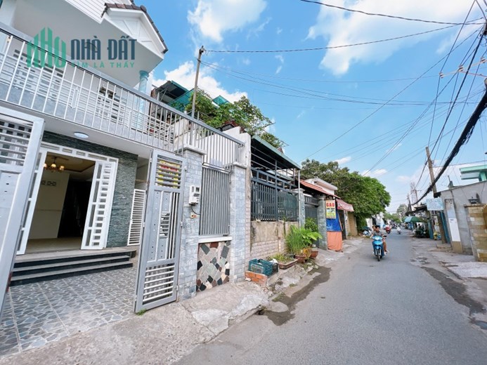 Em cần Bán nhà Mặt Tiền Kinh Doanh đường Nguyễn Văn Hoa, P. Thống Nhất, Biên Hoà.