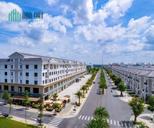 Phố thương mại Vinhomes 6 tầng, ngay cổng chính, thu nhập 1,5 tỷ/ năm, chiết khấu 45%