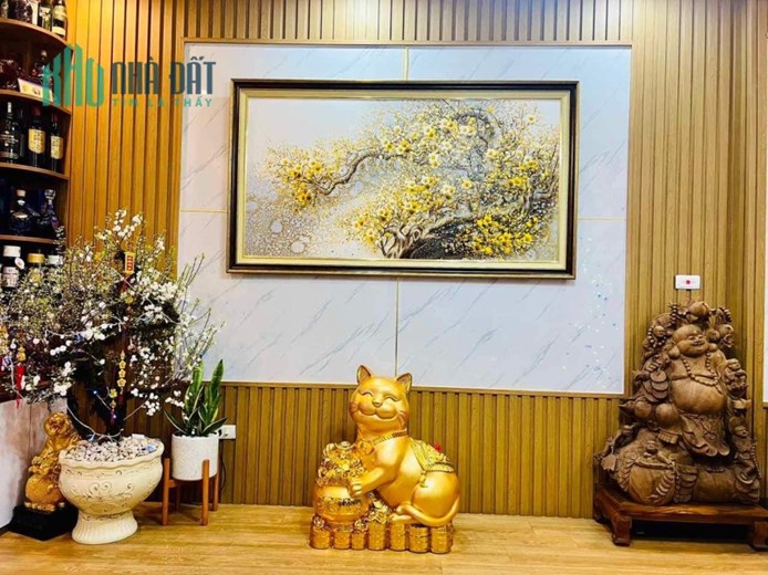 Bán nhà 40m 4T  Bồ Đề, Long Biên, oto ,KD, nhỉnh 4,2ty .