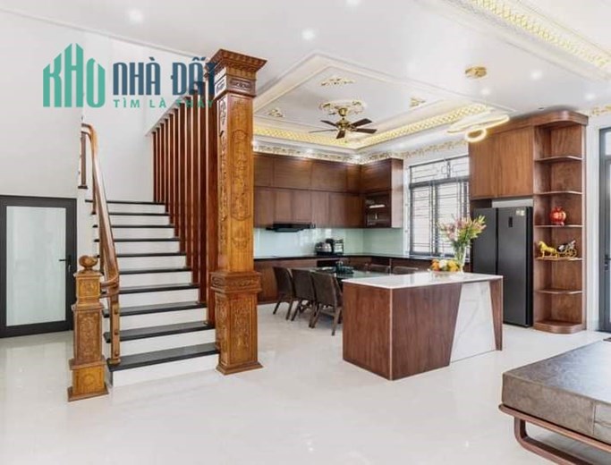 Tôi bán biệt thự 16 Làng việt kiều Châu Âu cạnh công viên 220m2 chỉ 31.68 tỷ. LH 0989.62.6116