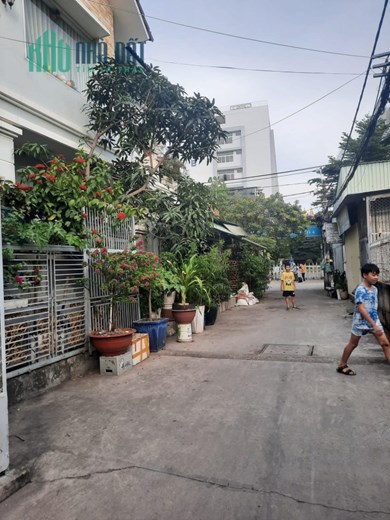 CHỦ THỞ OXY GIẢM MẠNH.HÀNG HIẾM-NGANG  GẦN 9M-NGAY CỔNG TRƯỜNG ĐẠI HỌC TÀI CHÍNH-Q7,PHƯỜNG TÂN