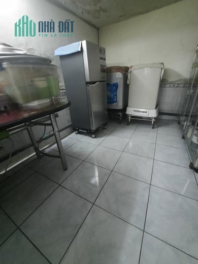 CHỦ THỞ OXY GIẢM MẠNH.HÀNG HIẾM-NGANG  GẦN 9M-NGAY CỔNG TRƯỜNG ĐẠI HỌC TÀI CHÍNH-Q7,PHƯỜNG TÂN