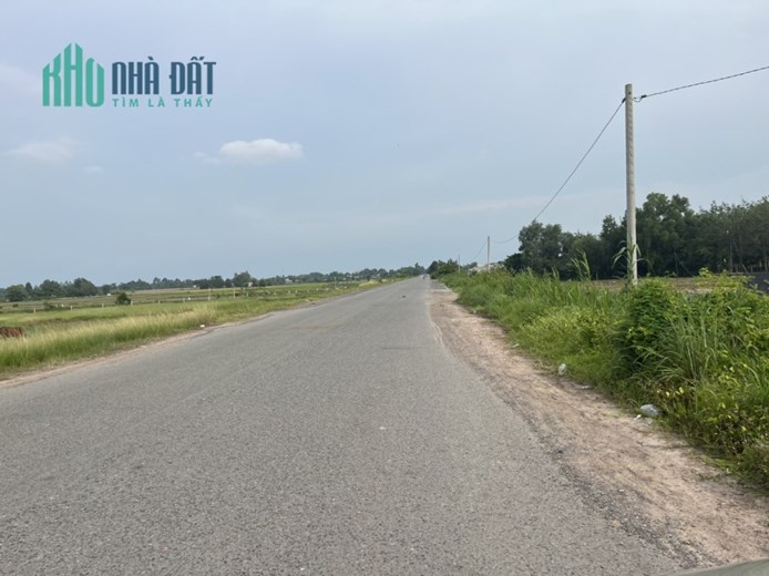 Lô đất xây nhà vườn 700 m2, huyện Đức Hòa, tỉnh Long An.....giá rẻ