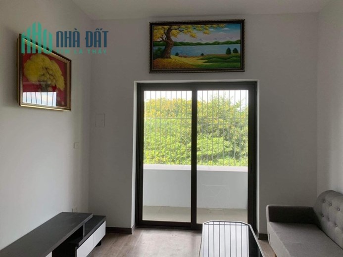 Căn hộ tập thể Thanh Nhàn, Hai Bà Trưng 90m, 3PN, 2WC, ô tô đỗ chân cầu thang, giá 2.05 tỷ. LH: