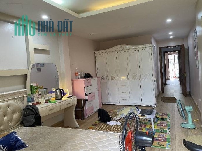 Bán nhà Phân Lô Trung Kính - Cầu Giấy - 60m x 5 Tầng-Ô Tô- Nội Thất Đẹp Nhỉnh 12 tỷ