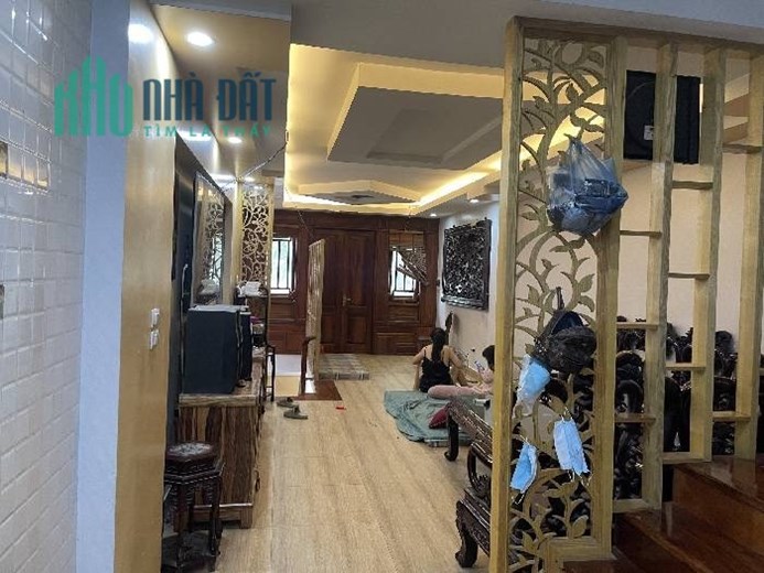 Bán nhà Phân Lô Trung Kính - Cầu Giấy - 60m x 5 Tầng-Ô Tô- Nội Thất Đẹp Nhỉnh 12 tỷ