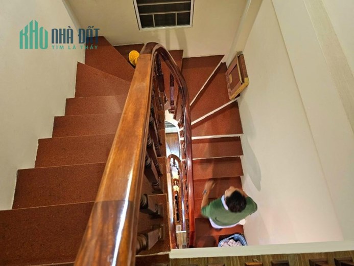 Bán nhà Phân Lô Trung Kính - Cầu Giấy - 60m x 5 Tầng-Ô Tô- Nội Thất Đẹp Nhỉnh 12 tỷ