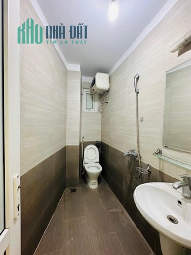 Cho thuê gấp phòng 25m2 chỉ 3tr - 4tr tại Kim Giang Hoàng Mai có ban công - PCCC - full đồ sạch