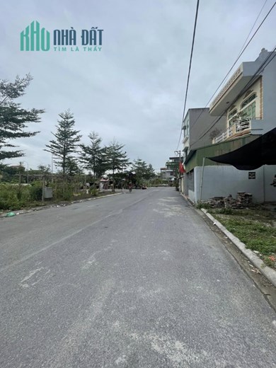 Nóng Nóng Đất Lễ Pháp-Tiên Dương-Đông Anh-Đường Thông ÔTô-DT 94m²-MT 8,1m-Nhỉnh 3 tỷ