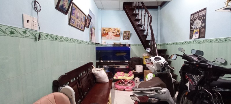 Bán nhà gần Phạm Văn Đồng, 30m2, 2 tầng, P11, Bình Thạnh, nhỉnh 2.x tỷ