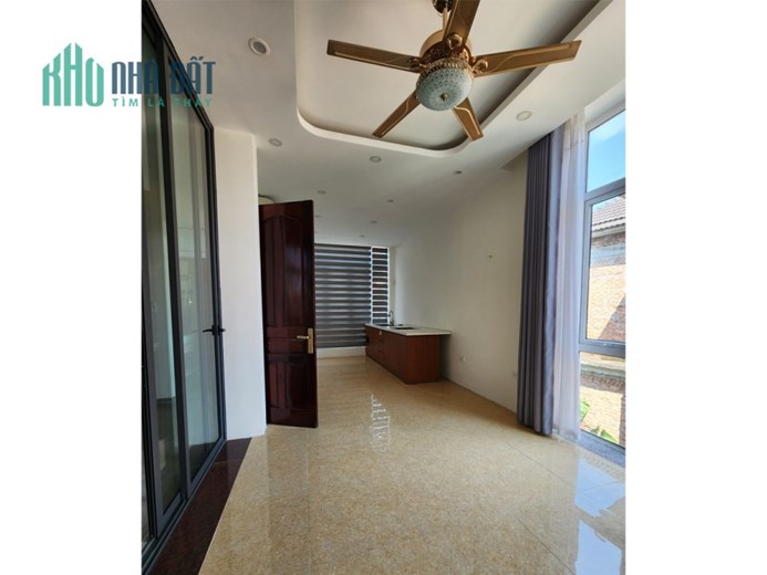 Cần Bán Nhanh Căn Biệt Thự Thành Phố Giao Lưu, View Mặt Hồ