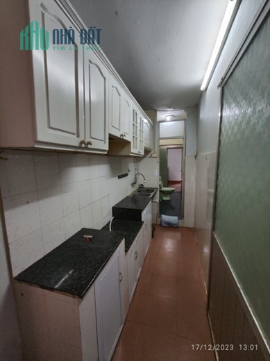 Cho thuê căn hộ tập thể 75m2, 2 ngủ Thành Công Ba Đình. 7 triệu/tháng