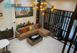 BÁN NHÀ VỊ TRÍ ĐẮC ĐỊA, KINH DOANH ĐỈNH, MT TO, THANG MÁY, VỈA HÈ,Ô TÔ TRÁNH QUẬN CẦU GIẤY