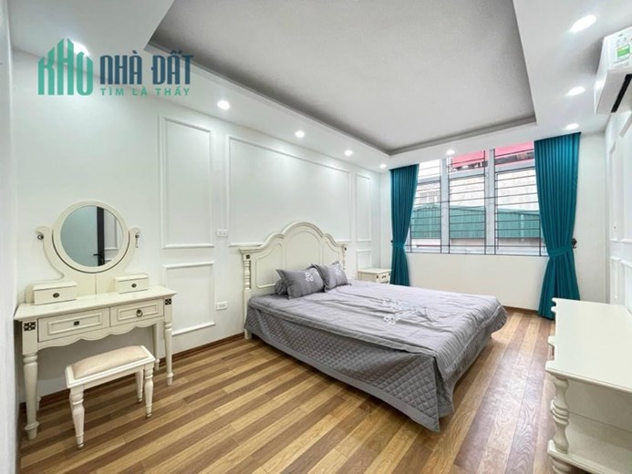 Một nhà ra phố. Cực rẻ âu cơ, 38m2, 5 tầng, chỉ 4,9 tỷ có TL