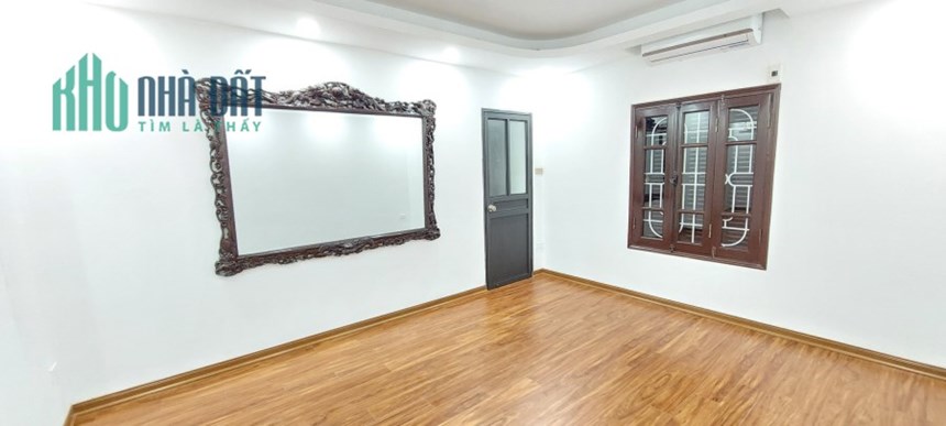 💥Tập thể Vĩnh Hồ, 75m2, 2PN 2WC, Nội thất long lanh, Ô tô đỗ dưới, 2.32 tỷ💥
