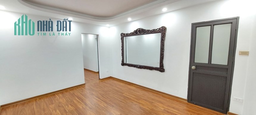 💥Tập thể Vĩnh Hồ, 75m2, 2PN 2WC, Nội thất long lanh, Ô tô đỗ dưới, 2.32 tỷ💥