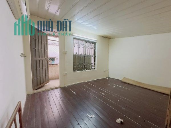 Bán nhà 296 Lĩnh Nam 25m chỉ 1.95 tỷ nhỏ tiền an sinh đỉnh