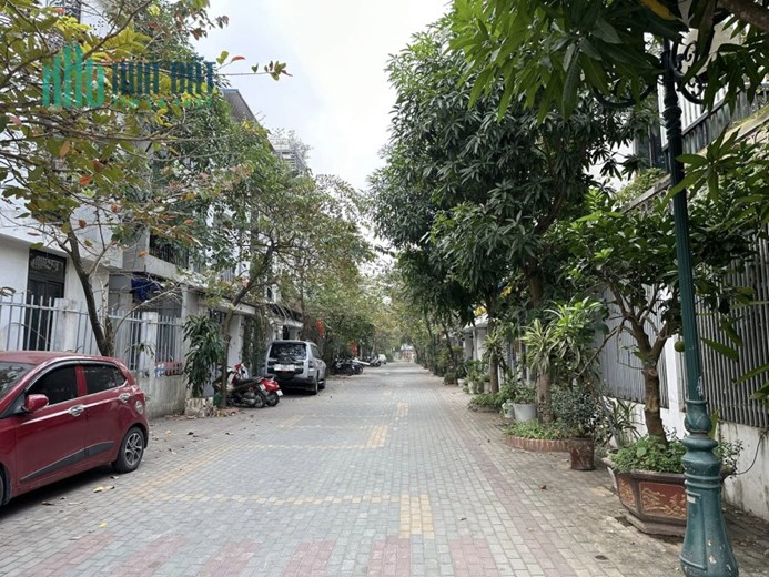 Siêu rẻ, nhà đep KĐT Ao Sào, 63m2, 4 Tầng, MT 4,5m, 2 Thoáng giá 12,x Tỷ